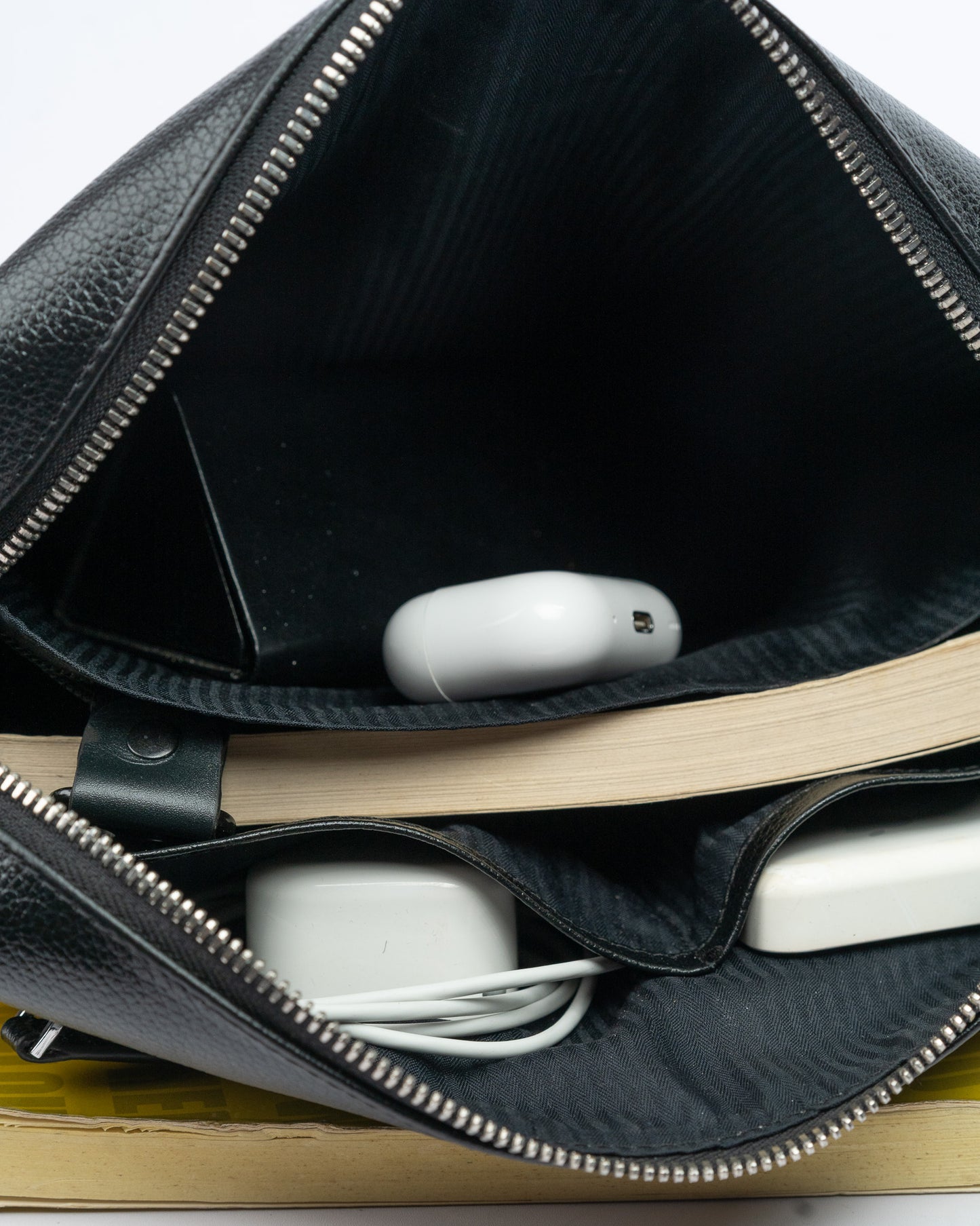 Roam Sling Bag By Dutchman