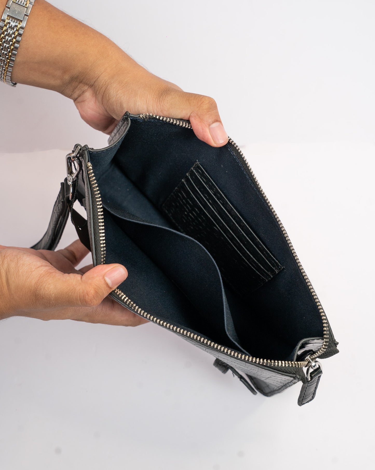 Shadow -Wrist Pouch By Dutchman