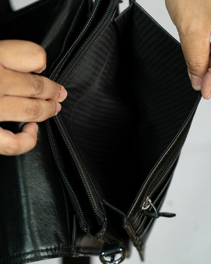 THE SHIFT SLING BAG